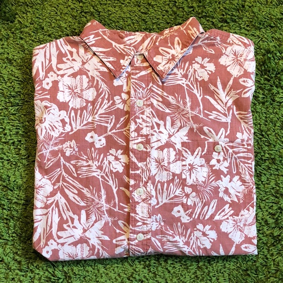 Pink Hawaiian Button Up - Picture 2 of 3